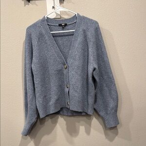 Light Blue/Gray Cardigan Sweater with V-Neck and Long Sleeves Medium